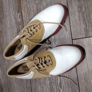 Foot Joy womens tan and white saddle shoe golf shoes. Size 8